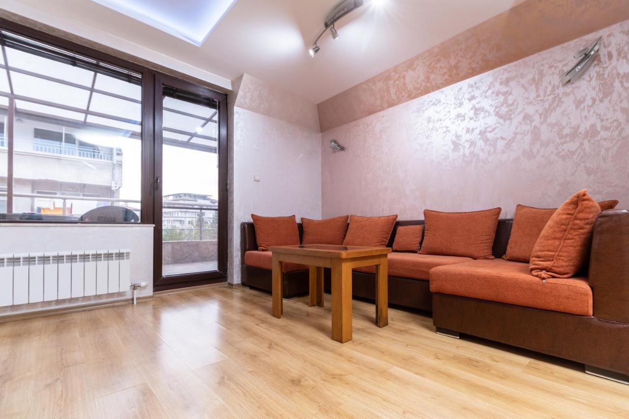 Gorgeous 1-bed *